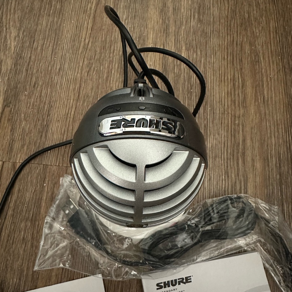 Shure MV5 Microphone with Stand - Picture 2 of 2